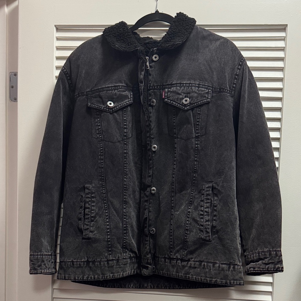 Levi's Black Sherpa-Collar Denim Jacket